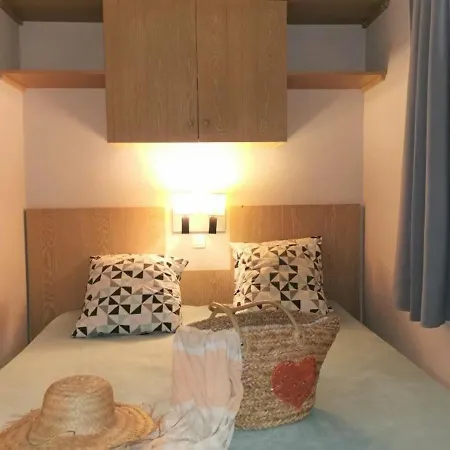 Studio Cannes La Bocca, 1 Piece, 4 Personnes - Fr-1-609-27 דירה